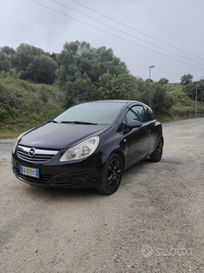 Usato 2010 Opel Corsa 1.2 Diesel 90 CV (3.300 €)