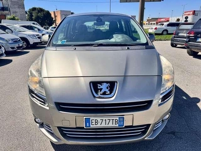 Usato 2010 Peugeot 5008 1.6 Diesel 109 CV (3.900 €)