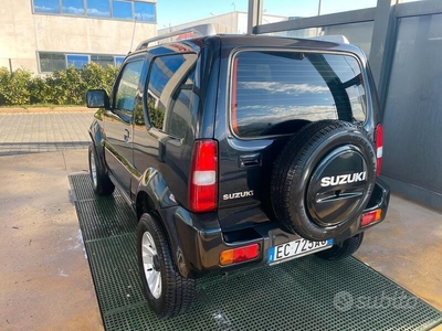 Usato 2010 Suzuki Jimny 1.5 Diesel 86 CV (11.000 €)