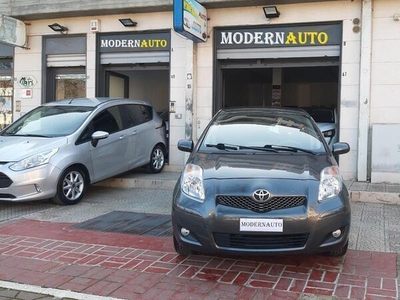 Usato 2010 Toyota Yaris 1.0 Benzin 69 CV (5.800 €)