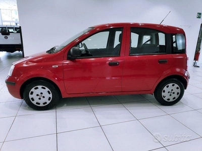 Usato 2011 Fiat Panda 1.2 Benzin 69 CV (2.400 €)