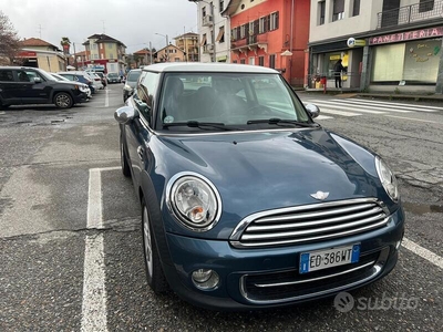 Usato 2011 Mini Cooper D 1.6 Diesel 112 CV (4.999 €)