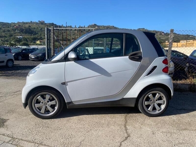 Usato 2011 Smart ForTwo Coupé 1.0 Benzin 71 CV (6.200 €)