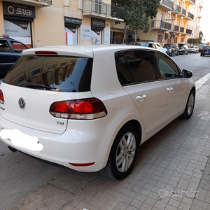 Usato 2011 VW Golf VI 1.4 Benzin 122 CV (8.000 €)