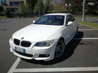 Usato 2012 BMW 330 3.0 Diesel 245 CV (12.500 €)