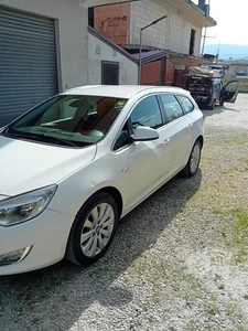 Usato 2012 Opel Astra 2.0 Diesel 136 CV (5.600 €)