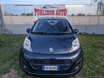 Usato 2012 Peugeot 107 1.0 Benzin 68 CV (5.700 €)