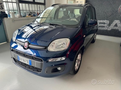 Usato 2013 Fiat Panda 0.9 Benzin 85 CV (7.900 €)