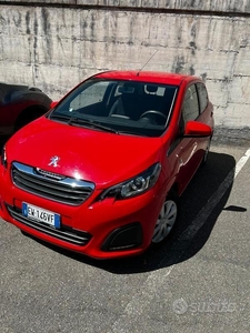 Usato 2014 Peugeot 108 1.0 Benzin 69 CV (7.400 €)