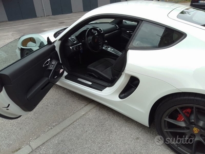 Usato 2014 Porsche Cayman Benzin (45.000 €)