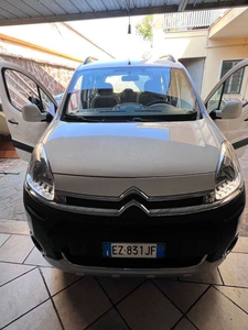Usato 2015 Citroën Berlingo 1.6 Diesel 92 CV (8.300 €)