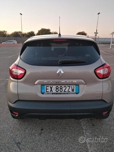 Usato 2015 Renault Captur 1.5 Diesel 90 CV (12.800 €)