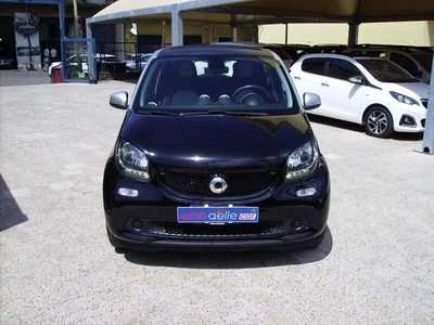 Usato 2015 Smart ForFour 1.0 Benzin 71 CV (10.500 €)