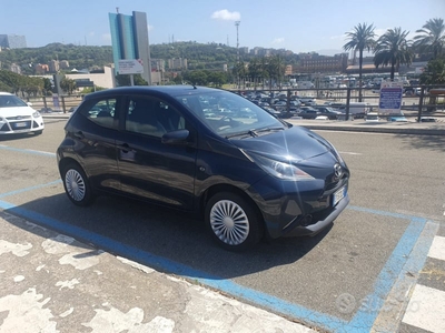 Usato 2015 Toyota Aygo 1.0 Benzin 69 CV (6.500 €)