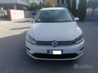 Usato 2015 VW Golf VII 1.4 Benzin 125 CV (6.900 €)