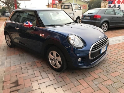 Usato 2016 Mini ONE 1.6 Diesel 98 CV (11.700 €)