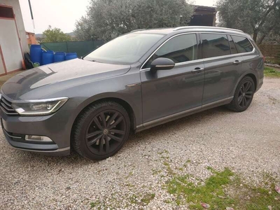 Usato 2016 VW Passat 2.0 Diesel 239 CV (18.900 €)