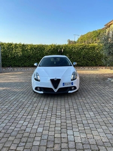 Usato 2017 Alfa Romeo Giulietta 1.6 Diesel 120 CV (11.900 €)
