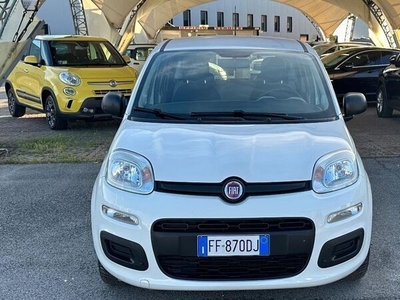 Usato 2017 Fiat Panda 1.2 Benzin 69 CV (7.900 €)