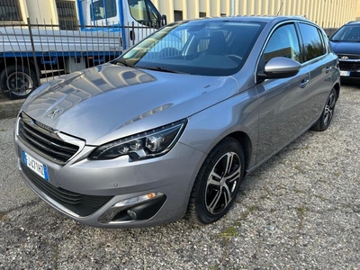 Usato 2017 Peugeot 308 1.6 Diesel 120 CV (10.900 €)