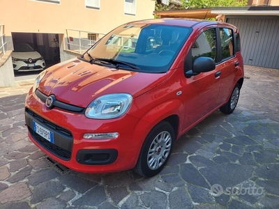 Usato 2018 Fiat Panda 1.2 Benzin 69 CV (8.900 €)