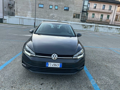 Usato 2018 VW Golf 1.6 Diesel 116 CV (14.000 €)
