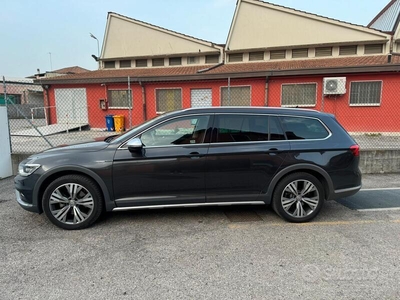 Usato 2018 VW Passat Alltrack 2.0 Diesel 177 CV (22.800 €)