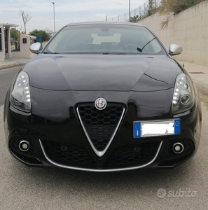 Usato 2019 Alfa Romeo Giulietta 1.6 Diesel 120 CV (14.200 €)