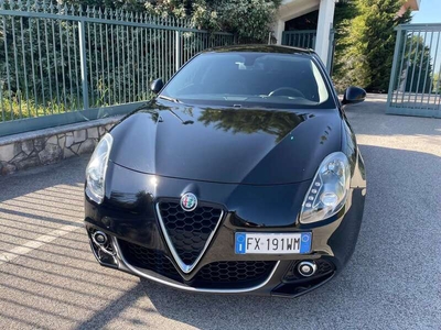 Usato 2019 Alfa Romeo Giulietta 1.6 Diesel 120 CV (14.500 €)