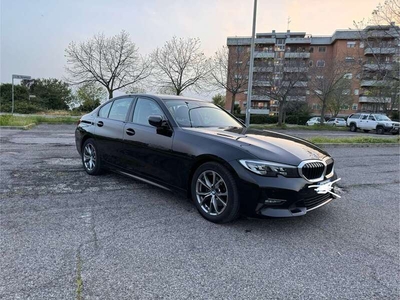 Usato 2019 BMW 320 2.0 Diesel 190 CV (28.900 €)