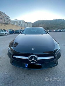 Usato 2019 Mercedes A180 1.5 Diesel 116 CV (22.450 €)