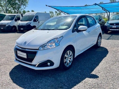 Usato 2019 Peugeot 208 1.6 Diesel 75 CV (8.700 €)