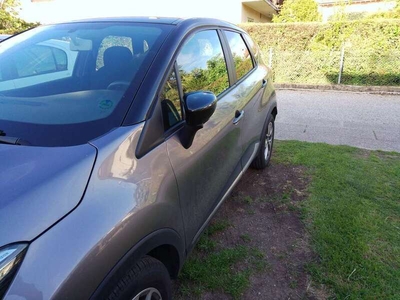 Usato 2019 Renault Captur 0.9 Benzin 90 CV (12.750 €)