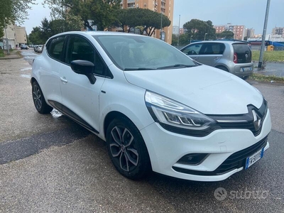 Usato 2019 Renault Clio IV 0.9 Benzin 90 CV (10.300 €)
