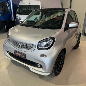 Usato 2019 Smart ForTwo Coupé 1.0 Benzin 71 CV (13.500 €)