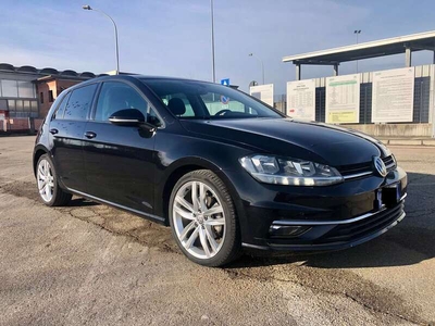 Usato 2019 VW Golf 1.6 Diesel 116 CV (9.900 €)