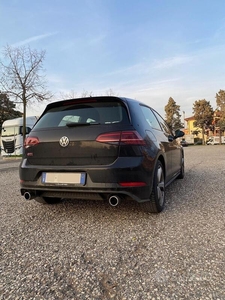 Usato 2019 VW Golf 2.0 Benzin 245 CV (23.900 €)
