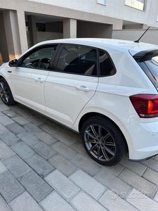 Usato 2019 VW Polo 1.6 Diesel 95 CV (15.499 €)