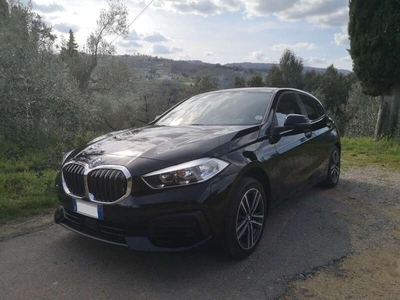 Usato 2020 BMW 118 1.5 Benzin 140 CV (22.900 €)