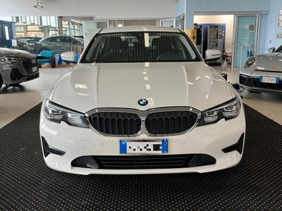 Usato 2020 BMW 318 2.0 Diesel 149 CV (31.000 €)
