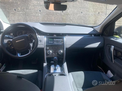 Usato 2020 Land Rover Discovery Sport 2.0 Diesel 150 CV (32.000 €)