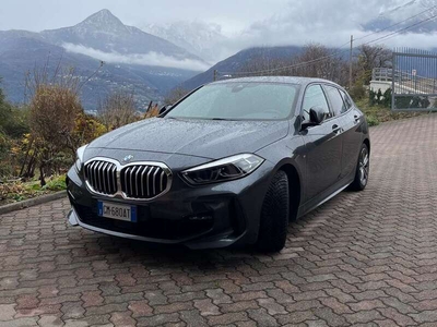 Usato 2021 BMW 118 2.0 Diesel 150 CV (30.000 €)