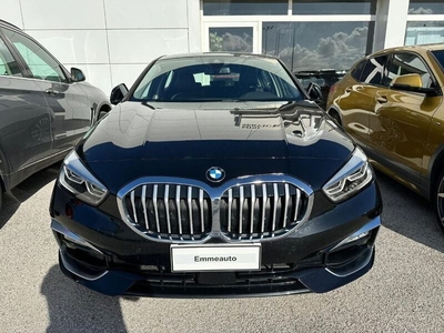 Venduto BMW 120 i 5p. Luxury - auto usate in vendita