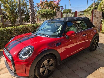 Usato 2021 Mini One Cabriolet 1.5 Benzin 102 CV (23.000 €)