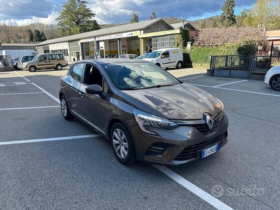 Usato 2021 Renault Clio V 1.0 Benzin 91 CV (11.999 €)