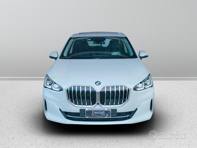 Usato 2022 BMW 218 Benzin (30.800 €)