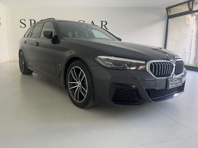 Usato 2022 BMW 520 2.0 El_Hybrid 190 CV (44.500 €)