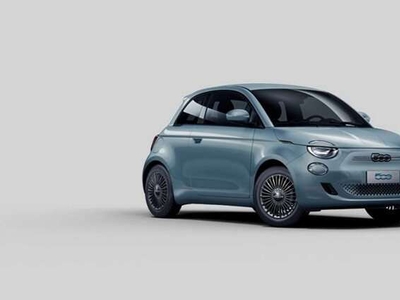 Usato 2022 Fiat 500e 1.0 El 58 CV (27.000 €)