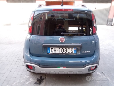 Usato 2022 Fiat Panda Cross 1.0 El_Hybrid 69 CV (15.900 €)