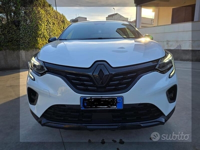 Usato 2022 Renault Captur 1.6 El_Hybrid 92 CV (28.000 €)